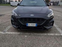 Usata 2020 Ford Focus ST-Line Tre volumi | 15.000 € (Buon prezzo)