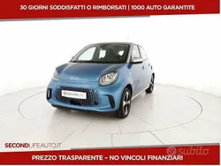 Blu Usata 2021 Smart ForFour Electric Drive Passion Tre volumi | 13.500 € (Buon prezzo)