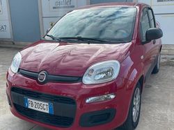Rosso Usata 2015 Fiat Panda Due volumi | 7700 € (Buon prezzo)