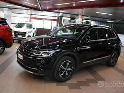 Nero Usata 2021 VW Tiguan Life SUV | 28.800 € (Buon prezzo)