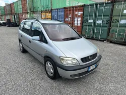 Grigio Usata 2003 Opel Zafira Comfort Monovolume | 1800 € (Buon prezzo)