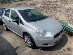 Argento Usata 2012 Fiat Grande Punto Due volumi | 3799 € (Buon prezzo)