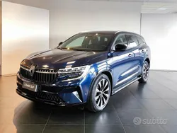 Blu Usata 2024 Renault Espace Techno Monovolume | 33.900 € (Ottimo prezzo)
