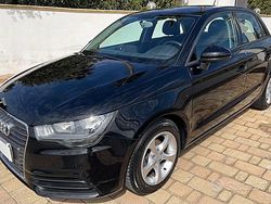 Nero Usata 2014 Audi A1 Ambition Due volumi | 8999 € (Buon prezzo)