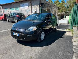 Blu Usata 2018 Fiat Punto Tre volumi | 5500 € (Buon prezzo)
