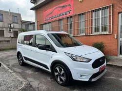Bianco Usata 2022 Ford Tourneo Active Monovolume | 23.990 € (Molto cara)