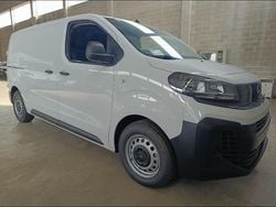 Bianco Nuova 2025 Opel Vivaro S Monovolume | 21.700 € (Ottimo prezzo)