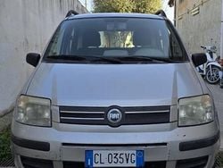 Grigio Usata 2004 Fiat Panda Due volumi | 2100 € (Buon prezzo)