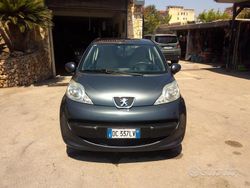 Grigio Usata 2006 Peugeot 107 Due volumi | 2700 € (Molto cara)