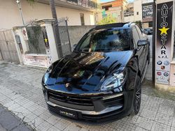 Nero Usata 2023 Porsche Macan SUV | 77.490 € (Molto cara)