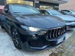 Nero Usata 2018 Maserati Levante SUV | 20.500 € (Ottimo prezzo)