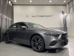 Grigio Usata 2023 Mercedes A200 Advanced Tre volumi | 31.900 € (Buon prezzo)