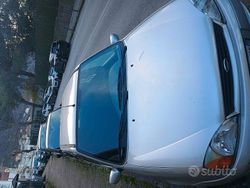 Grigio Usata 2000 Ford Fiesta Due volumi | 1000 €