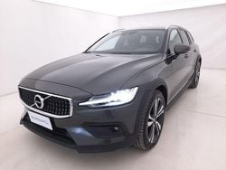 Grigio Usata 2021 Volvo V60 CC Business Edition Station wagon | 23.490 € (Ottimo prezzo)