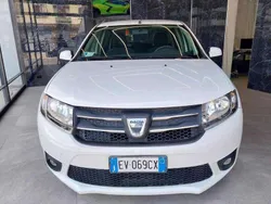 Bianco Usata 2014 Dacia Sandero Due volumi | 6499 € (Buon prezzo)
