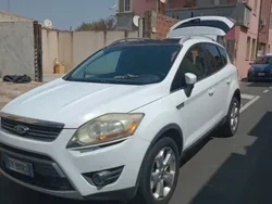 Usata 2009 Ford Kuga SUV | 2800 € (Buon prezzo)