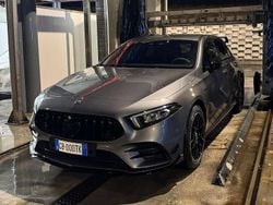 Grigio Usata 2020 Mercedes A250 Premium Tre volumi | 28.000 € (Molto cara)