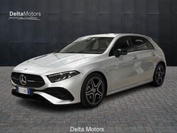 Argento Usata 2025 Mercedes A180 Advanced Plus Tre volumi | 36.400 € (Buon prezzo)