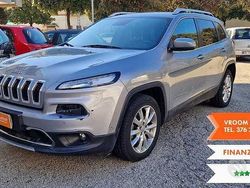 Grigio Usata 2015 Jeep Cherokee Limited SUV | 12.000 € (Buon prezzo)