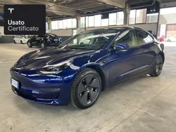 Deep blue metallic Usata 2021 Tesla Model 3 Long Range Tre volumi | 31.800 € (Buon prezzo)