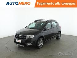 Nero Usata 2018 Dacia Sandero Stepway Tre volumi | 9199 € (Buon prezzo)