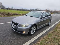 Grigio Usata 2009 BMW 320 Station wagon | 2500 € (Buon prezzo)