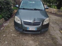 Usata 2007 Skoda Roomster Monovolume | 2000 €