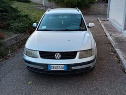 Usata 2001 VW Passat Station wagon | 10.000 €