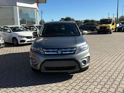 Grigio(met.) Usata 2017 Suzuki Vitara SUV | 13.000 € (Buon prezzo)