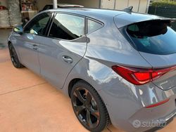 Grigio Usata 2024 Cupra Leon Tre volumi | 29.000 € (Buon prezzo)