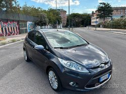 Grigio Usata 2008 Ford Fiesta Tre volumi | 3200 € (Molto cara)