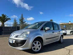 Argento Usata 2008 Renault Grand Modus Dynamique Monovolume | 3800 € (Molto cara)