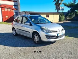Grigio Usata 2009 Renault Clio GrandTour LE Station wagon | 3500 € (Buon prezzo)