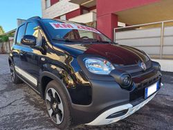 Nero Nuova 2025 Fiat Panda Cross Cross Due volumi | 16.890 € (Cara)