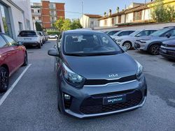 Grigio Usata 2022 Kia Picanto Urban Due volumi | 10.950 € (Buon prezzo)