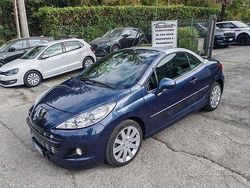 Blu/azzurro Usata 2013 Peugeot 207 CC Active Cabrio | 4400 € (Buon prezzo)