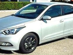 Usata 2017 Hyundai i20 Blackline Tre volumi | 12.000 € (Molto cara)