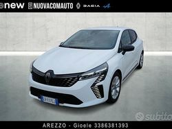 _no Usata 2024 Renault Clio V Evolution Tre volumi | 19.500 € (Cara)