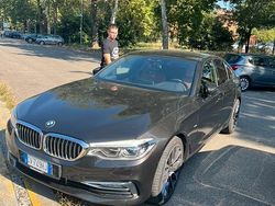Nero Usata 2018 BMW 520 Luxury Line Tre volumi | 22.500 € (Cara)