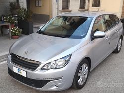 Grigio Usata 2016 Peugeot 308 Business-Line Station wagon | 6800 € (Buon prezzo)