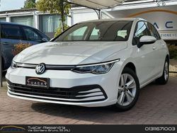 Bianco Usata 2022 VW Golf VIII Style Tre volumi | 23.700 € (Buon prezzo)