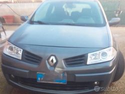 Grigio Usata 2006 Renault Mégane II Coupé | 1350 € (Cara)