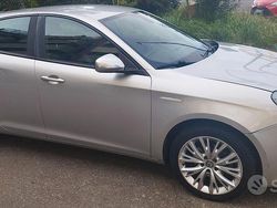 Argento Usata 2017 Alfa Romeo Giulietta Business Due volumi | 10.200 € (Ottimo prezzo)