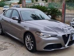 Argento Usata 2020 Alfa Romeo Giulia Tre volumi | 23.000 € (Buon prezzo)
