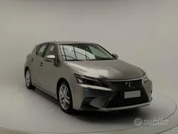 Usata 2018 Lexus CT200h Executive Line Tre volumi | 16.900 € (Buon prezzo)