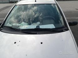 Usata 2005 Fiat Punto Due volumi | 1000 € (Buon prezzo)