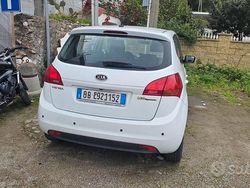 Bianco Usata 2013 Kia Venga Due volumi | 3500 € (Super prezzo)