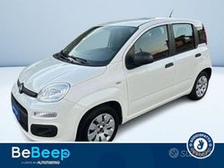 Bianco pastello Usata 2012 Fiat Panda Lounge Tre volumi | 8000 € (Molto cara)
