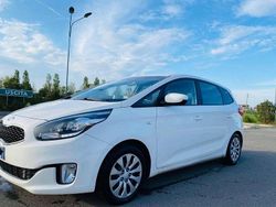 Usata 2013 Kia Carens Monovolume | 8699 € (Molto cara)