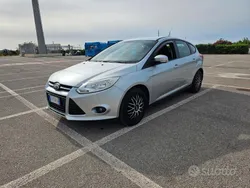 Argento Usata 2013 Ford Focus Tre volumi | 6000 € (Ottimo prezzo)